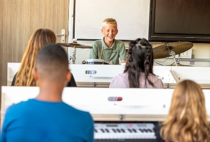 Raden adviseren het Lucas-bestuur en schooldirectie